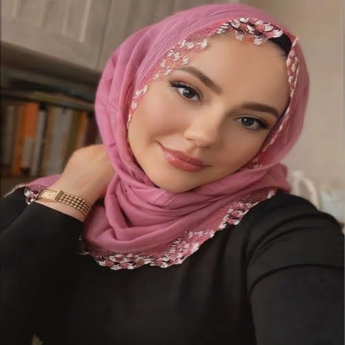 Üzümlü İşini İyi Yapan Bayan Escort Gökçe